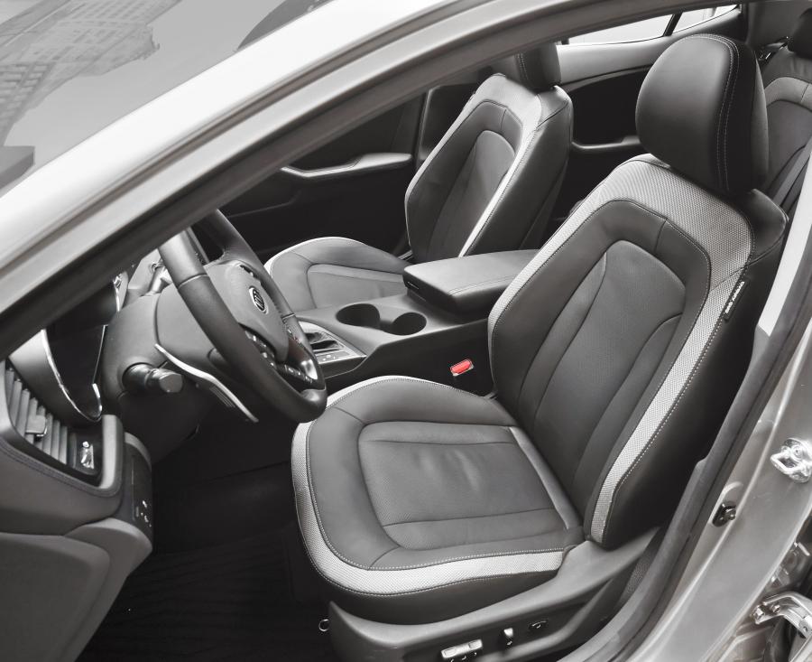  Kia Optima 2011 года  (фото 44 из 69)